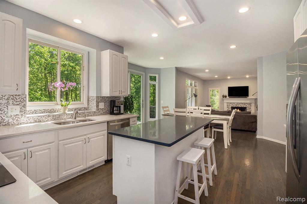 4804 EAGLE SPRINGS Court, Clarkston, MI 48348 — Photo 15