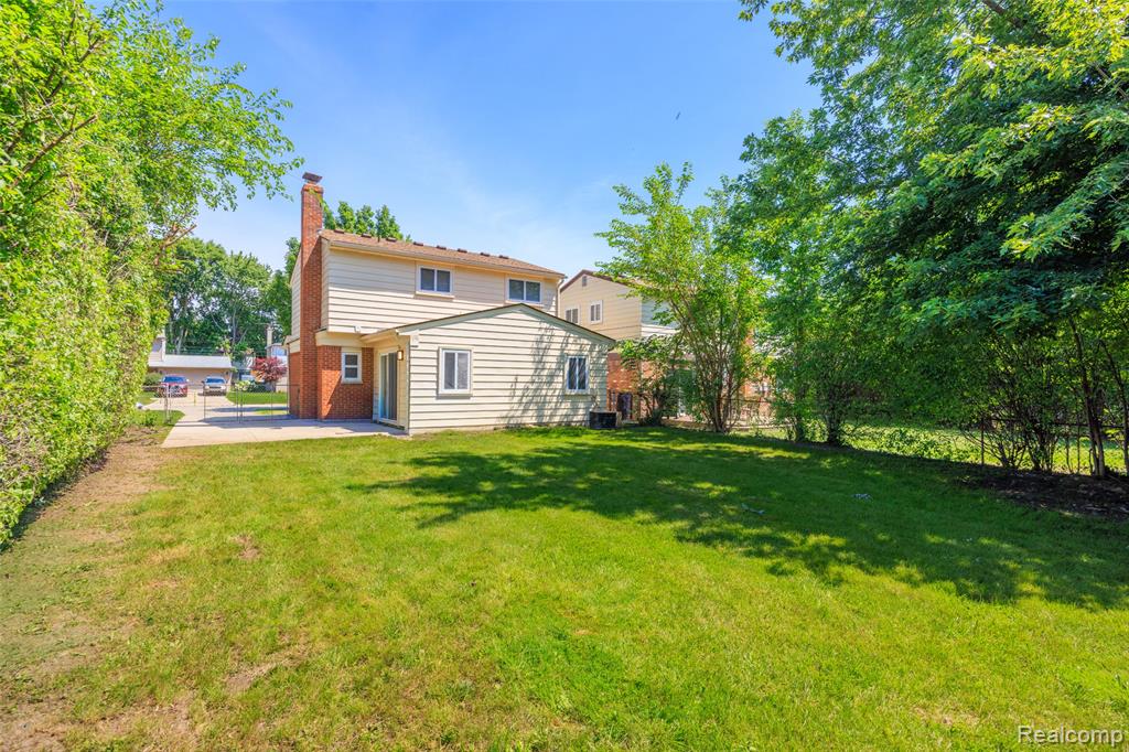 14631 Labelle Street, Oak Park, MI 48237 — Photo 24