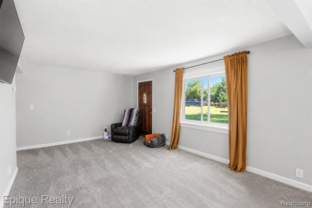 12376 W Reid Road, Durand, MI 48429 — Photo 8