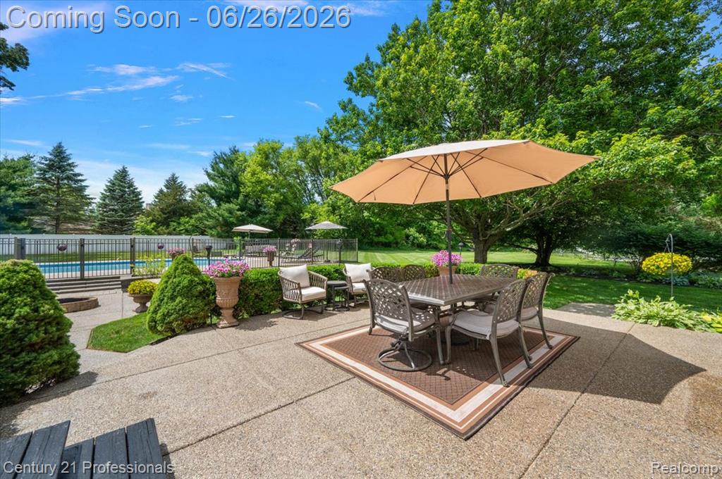 4683 Fox Chase Drive, White Lake, MI 48383 — Photo 5