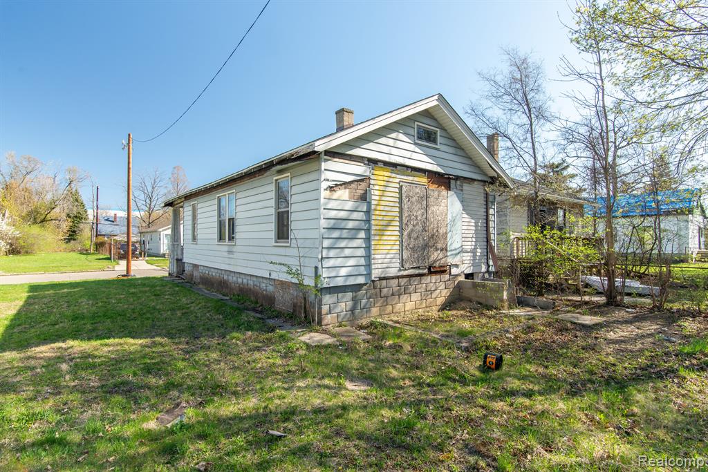 975 FERNHILL Street, Highland Park, MI 48203 — Photo 11