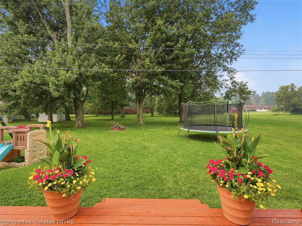 52735 Washington Street, New Baltimore, MI 48047 — Photo 29