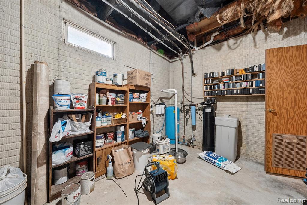 8031 Abbott Road, Brown, MI 48416 — Photo 44