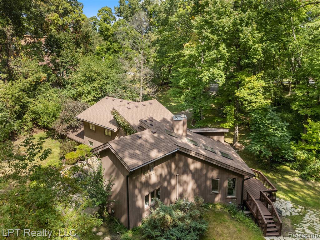 5075 Canyon Oaks Drive, Brighton, MI 48114 — Photo 26