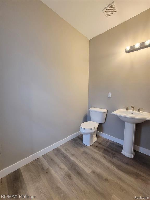 7460 SKYLAR Court, Swartz Creek, MI 48473 — Photo 12