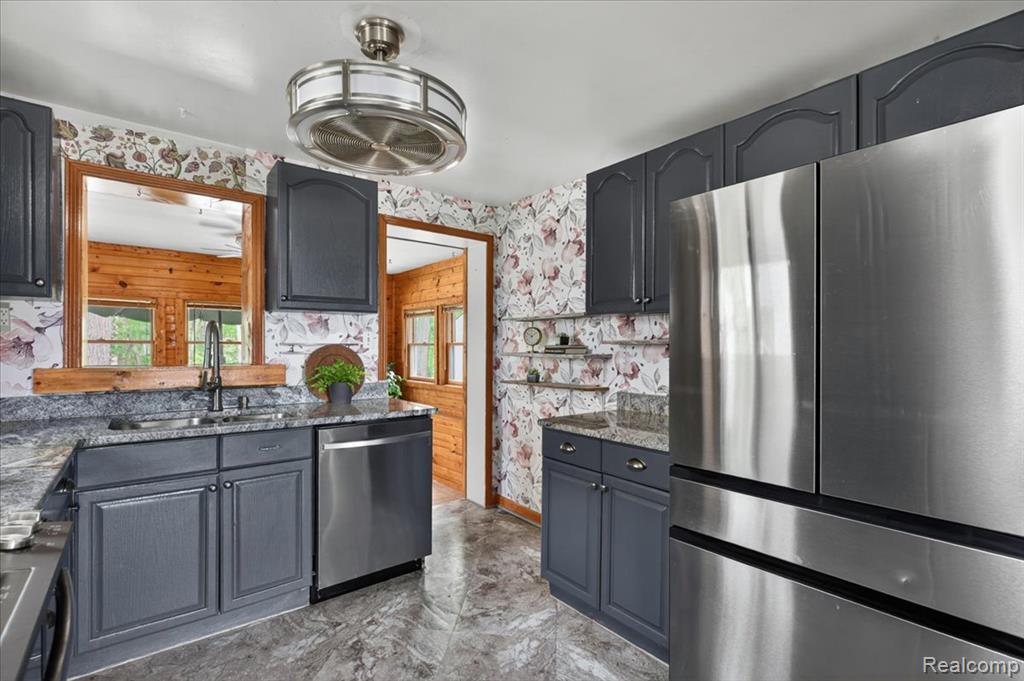 2086 Miles Road, Lapeer, MI 48446 — Photo 15