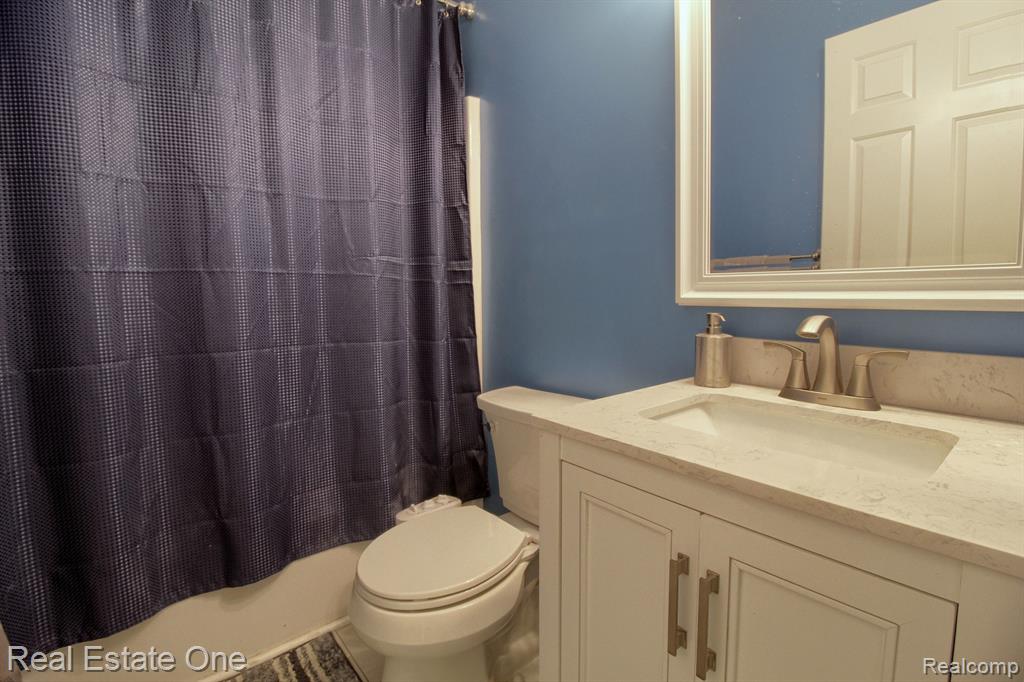 30661 ARDMORE Court, Novi, MI 48377 — Photo 16