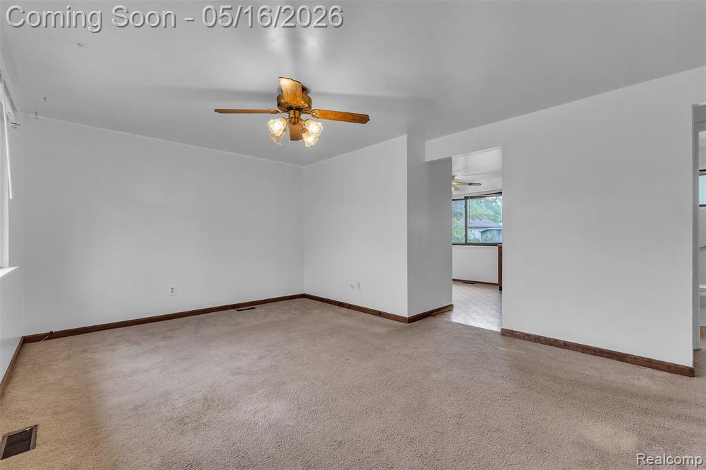11 Faust Court, Ann Arbor, MI 48108 — Photo 7