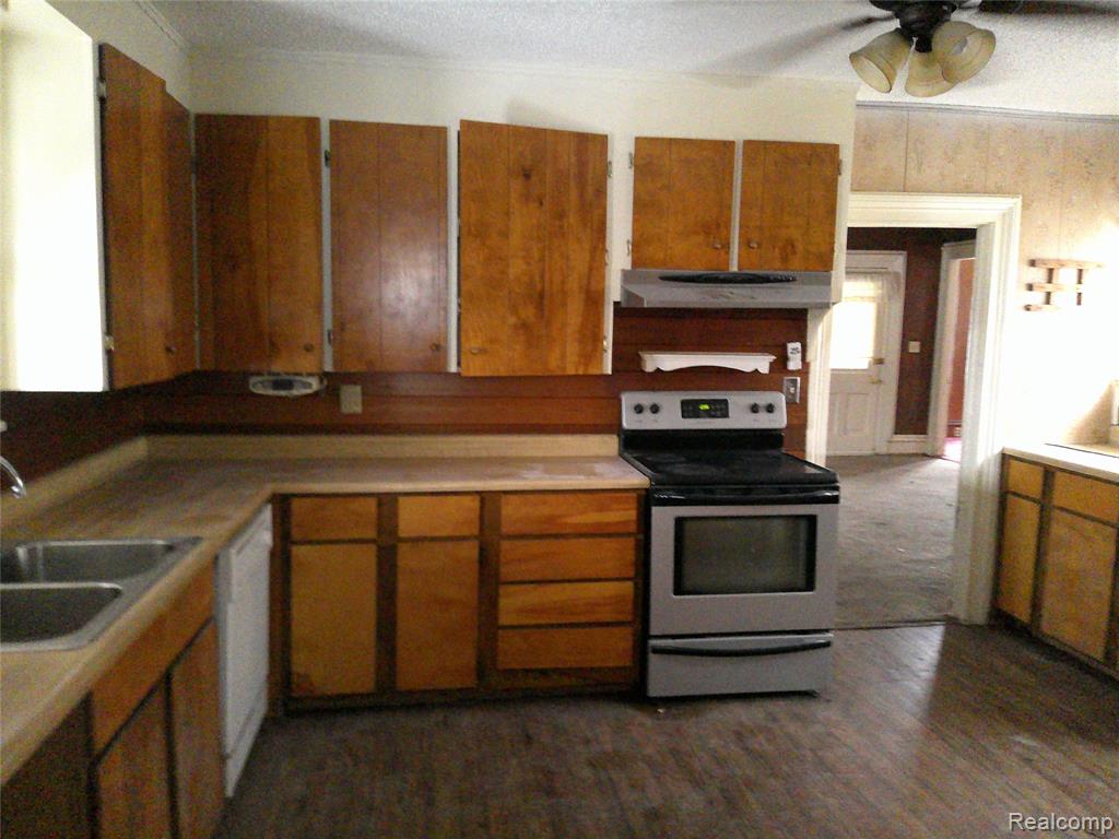 8405 N Vassar Road, Mount Morris, MI 48458 — Photo 18
