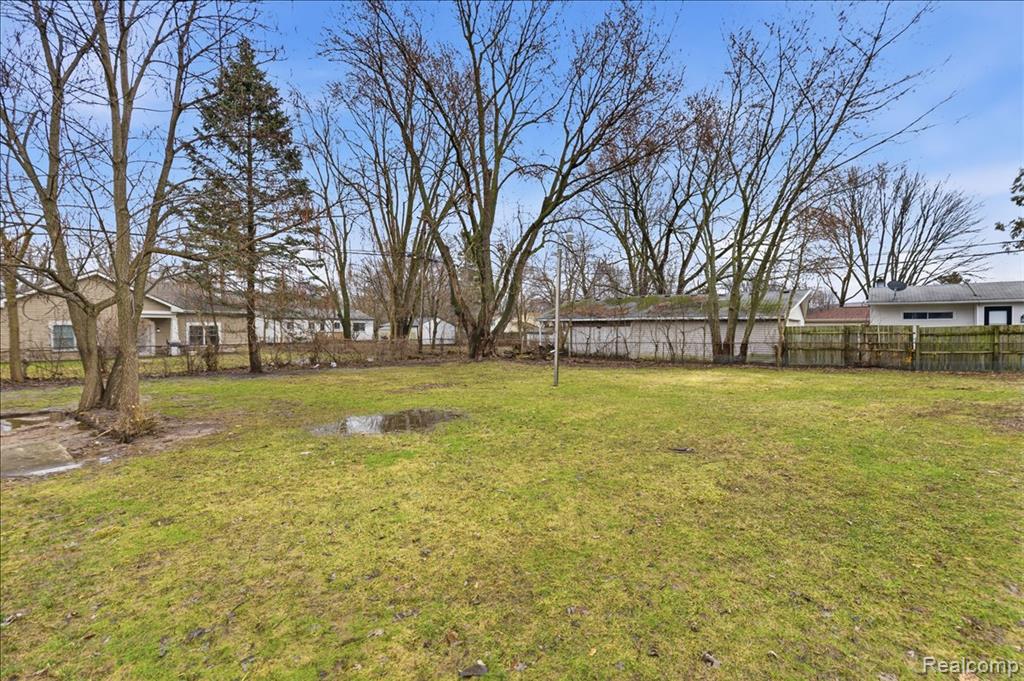 2160 Phillips Road, Auburn Hills, MI 48326 — Photo 35