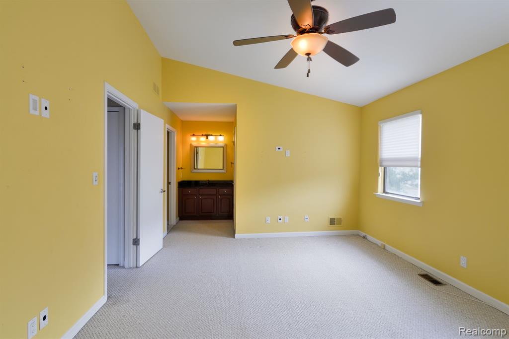 5762 DRAKE HOLLOW Drive W, West Bloomfield, MI — Photo 15