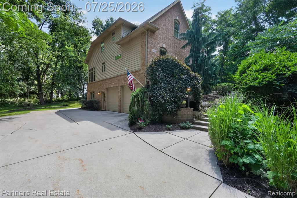 5935 Winans View Court, Pinckney, MI 48169 — Photo 7
