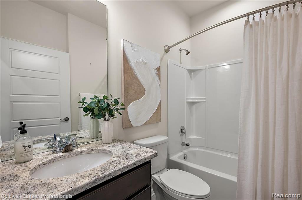 50182 Sawyer Road, Canton, MI 48188 — Photo 32