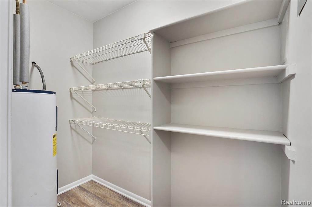 1627 S Riverside Avenue, St. Clair, MI 48079 — Photo 18