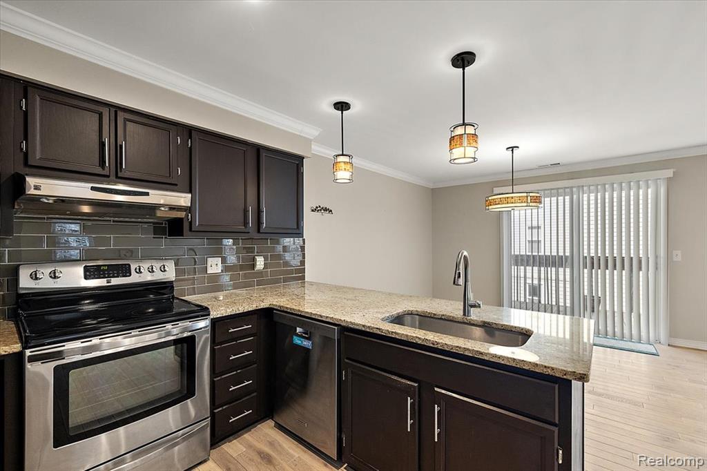 5080 Harbor Oak, Waterford, MI 48329 — Photo 17