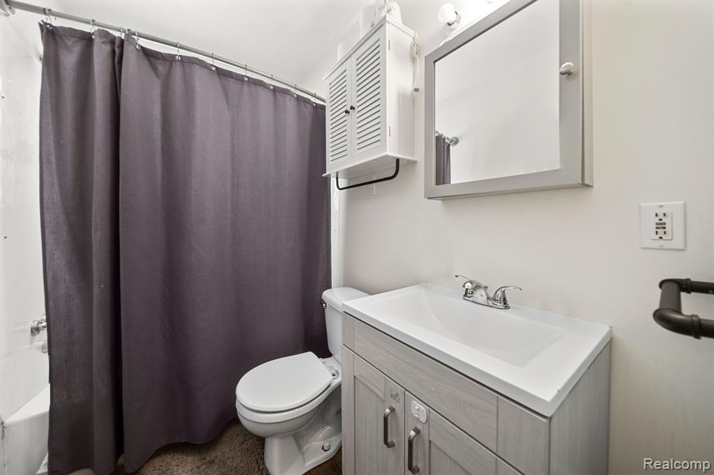 7249 MOHAWK Street, Westland, MI — Photo 16