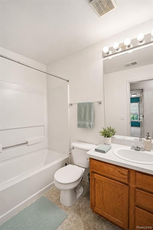 518 Olde English Circle, Howell, MI 48855 — Photo 15