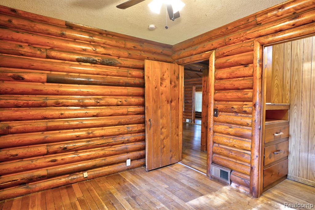 545 BANCROFT Street, Imlay City, MI 48444 — Photo 23