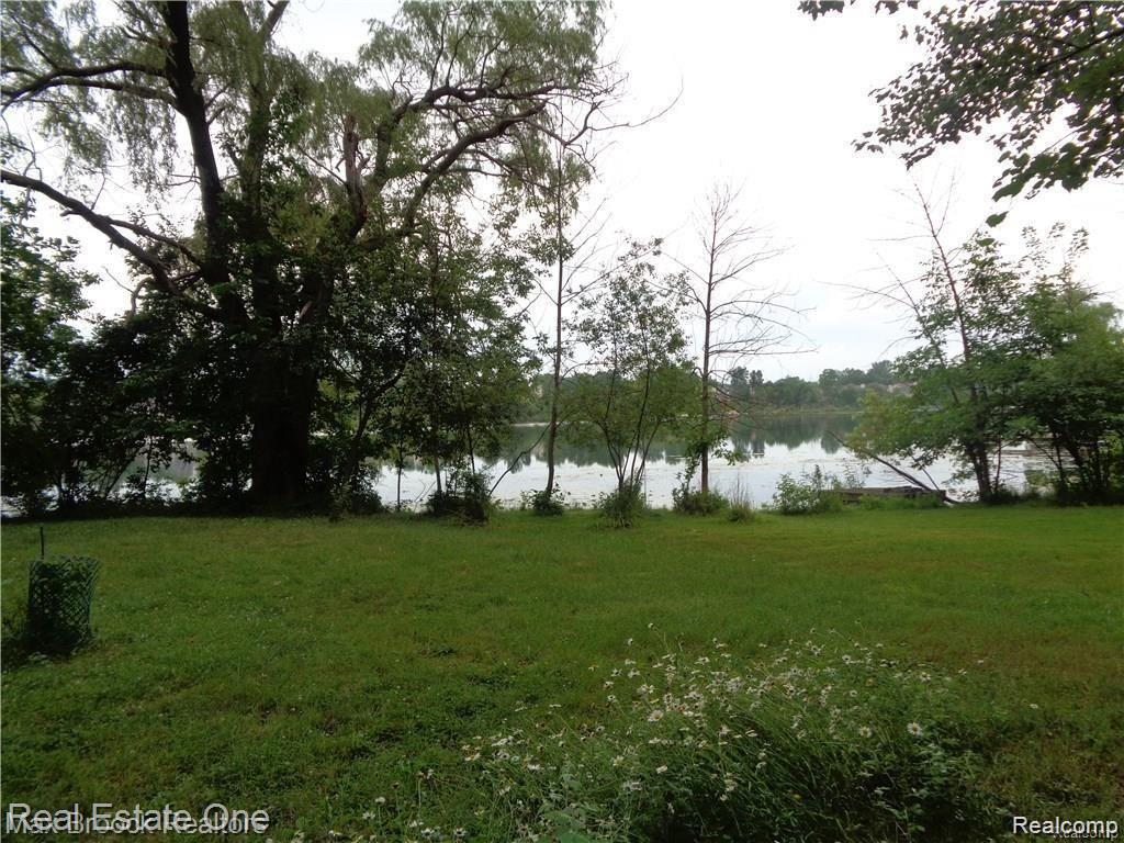 VAC Leytonstone, West Bloomfield, MI — Photo 2