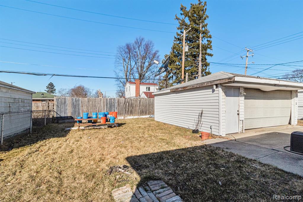 8903 Appleton Avenue, Redford, MI 48239 — Photo 15