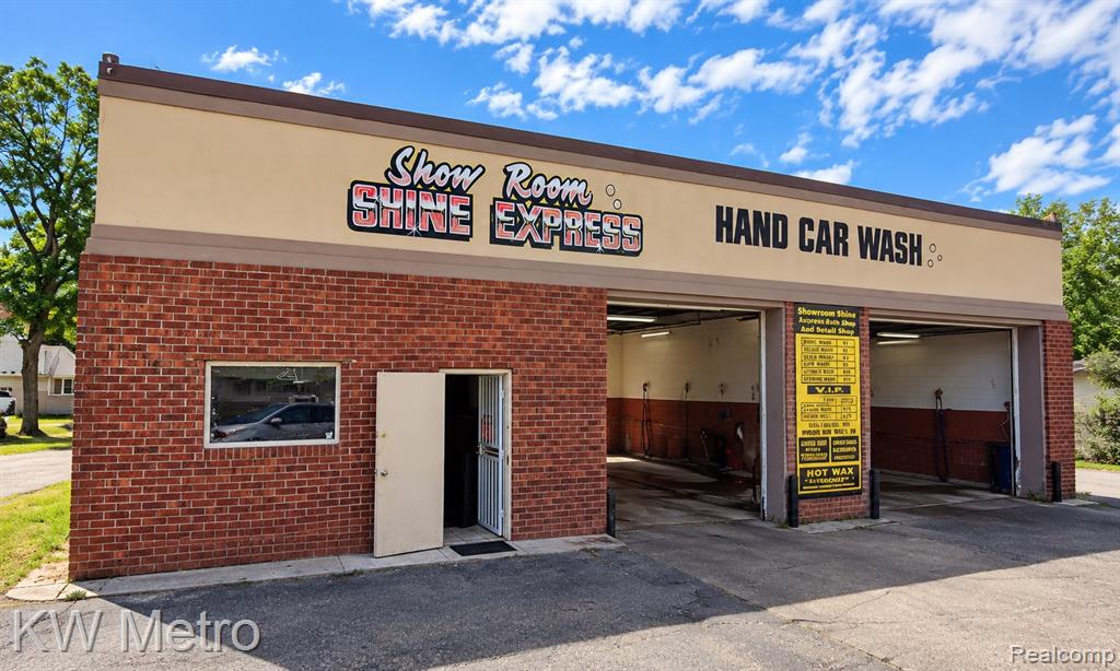 10401 Gratiot Avenue, Detroit, MI 48213