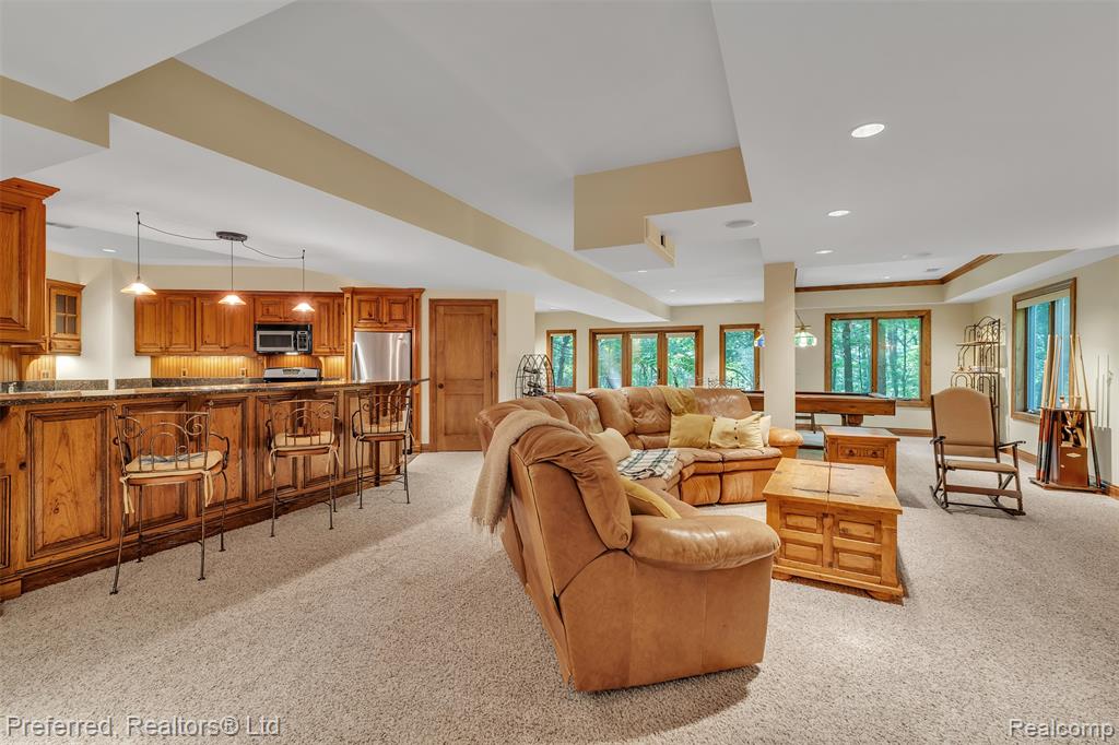 12196 Woodline Drive, Fenton, MI 48430 — Photo 63