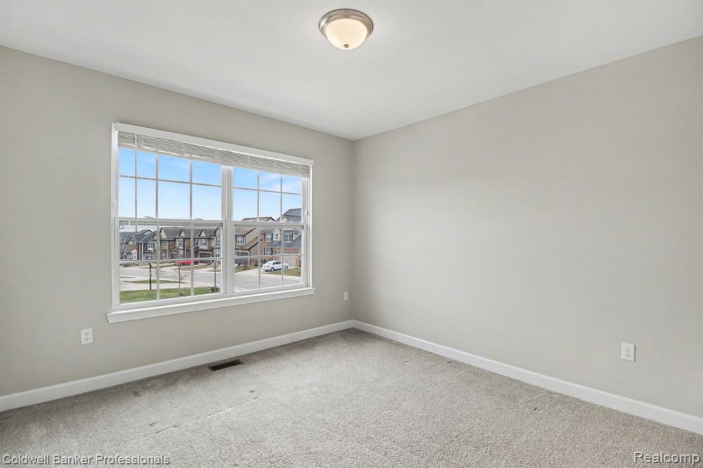 4817 W Stonegate Circle, Lake Orion, MI — Photo 30
