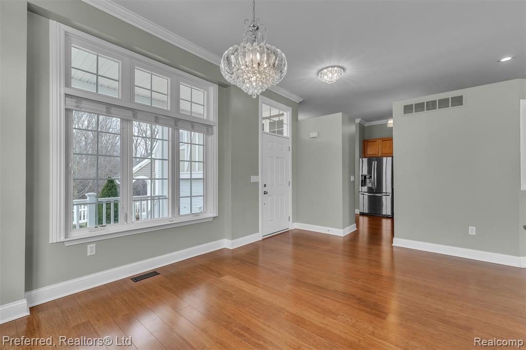 985 Watersedge Court, Oxford, MI 48371 — Photo 9