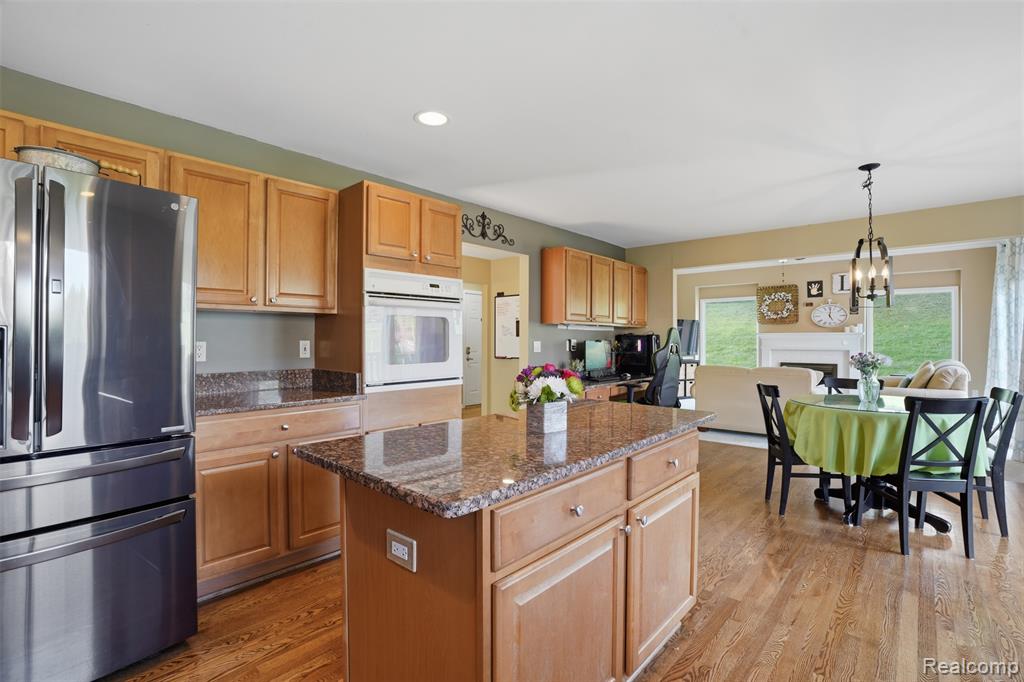 13982 Pleasant View Court, Plymouth, MI 48170 — Photo 7