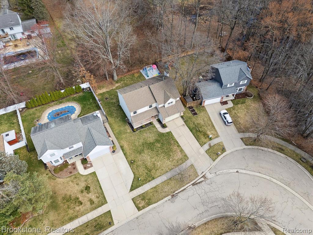 4272 HEATHERSTONE Drive, Waterford, MI 48329 — Photo 53