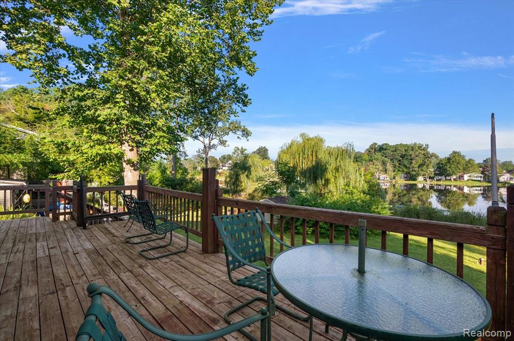 9080 River Valley Road, Brighton, MI 48116 — Photo 45