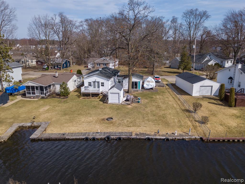 861 S LAKESIDE Drive, Michigan Center, MI 49254 — Photo 4