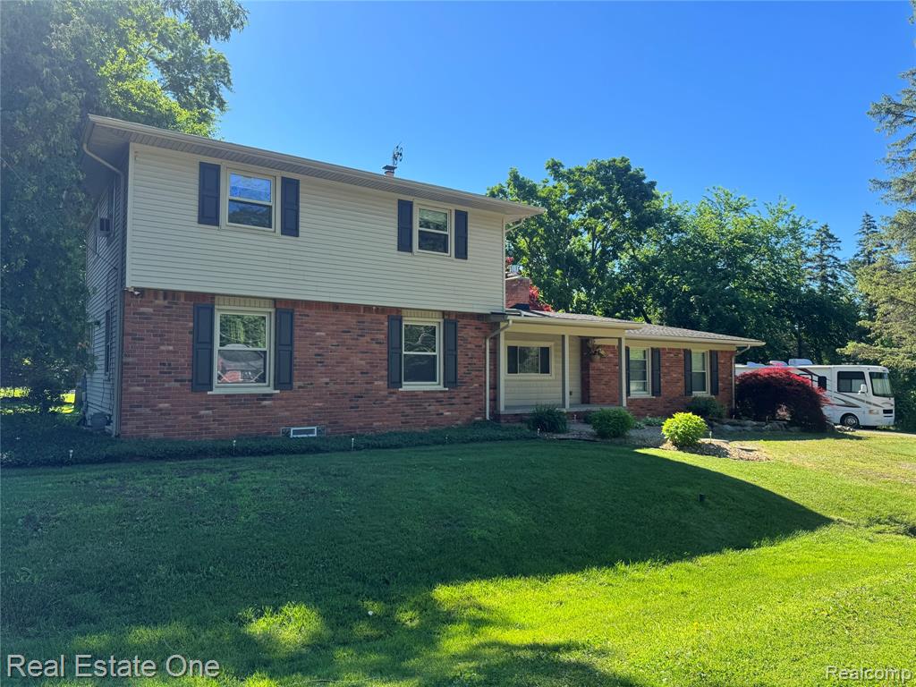 615 Willard Avenue, Rochester Hills, MI 48307 — Photo 33