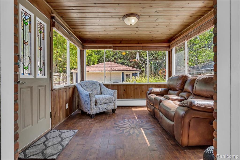19 Maplefield Road, Pleasant Ridge, MI — Photo 17