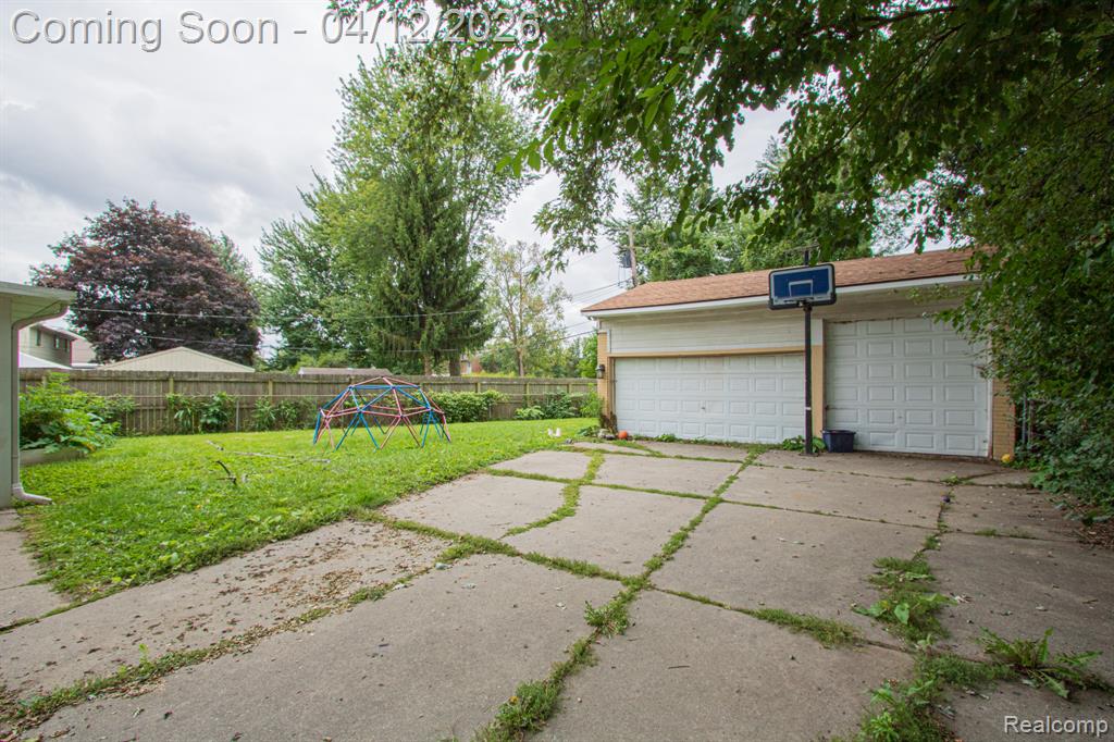 35501 Griswald Street, Clinton Twp, MI 48035 — Photo 22