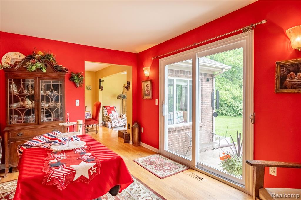 6327 SEQUOIA Drive, Ypsilanti, MI 48197 — Photo 13