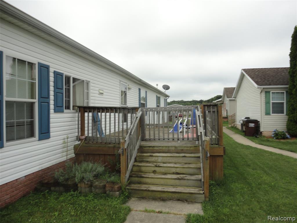 5931 Megans Ridge, Monroe, MI 48161 — Photo 3