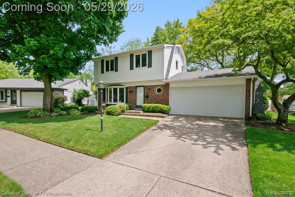 9310 Oakcliffe Drive, Plymouth, MI 48170 — Photo 2