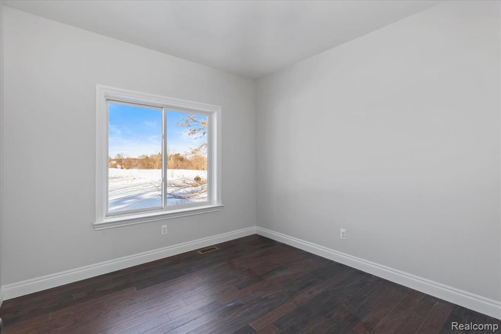 4070 Metamora Ridge, Metamora, MI 48455 — Photo 23