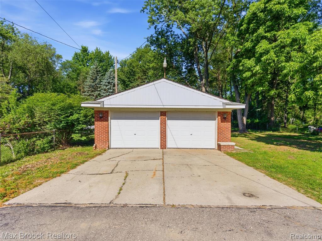 47375 Harry Street, Utica, MI 48317 — Photo 29