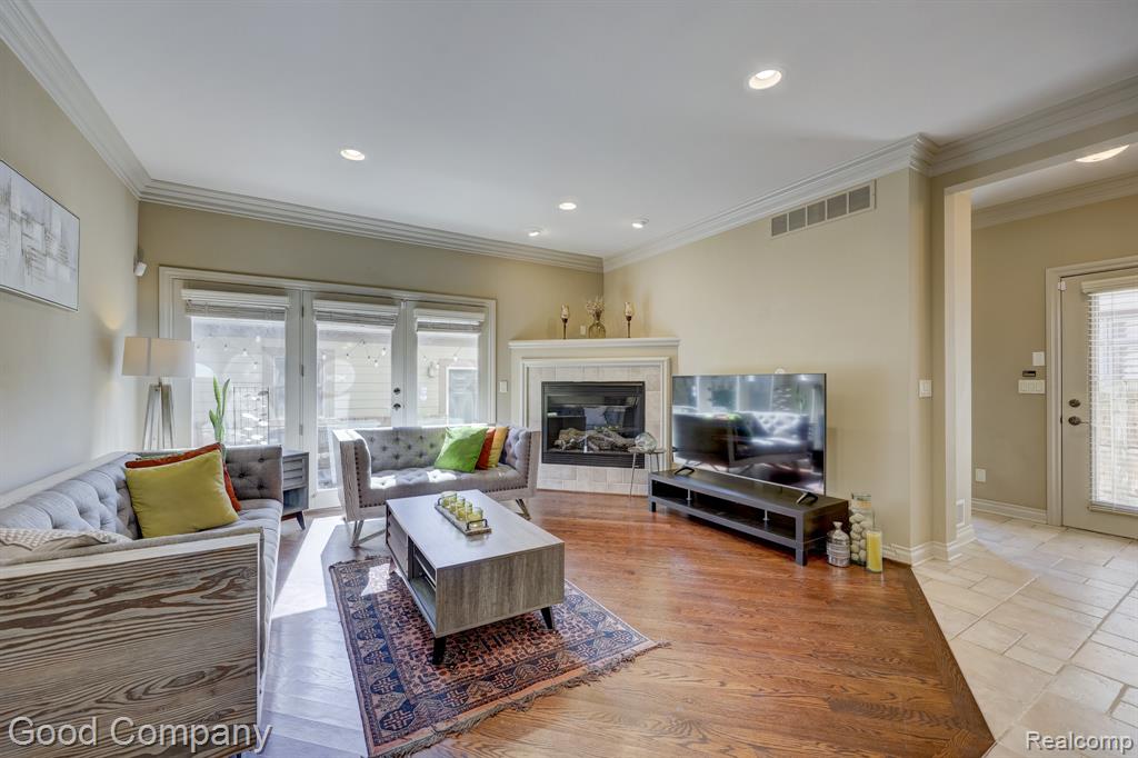 721 S Kenwood Avenue, Royal Oak, MI 48067 — Photo 18