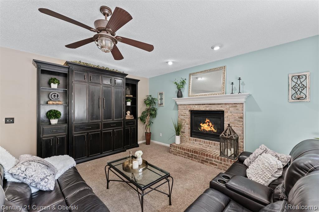 9298 Anacapa Bay Drive, Pinckney, MI 48169 — Photo 16