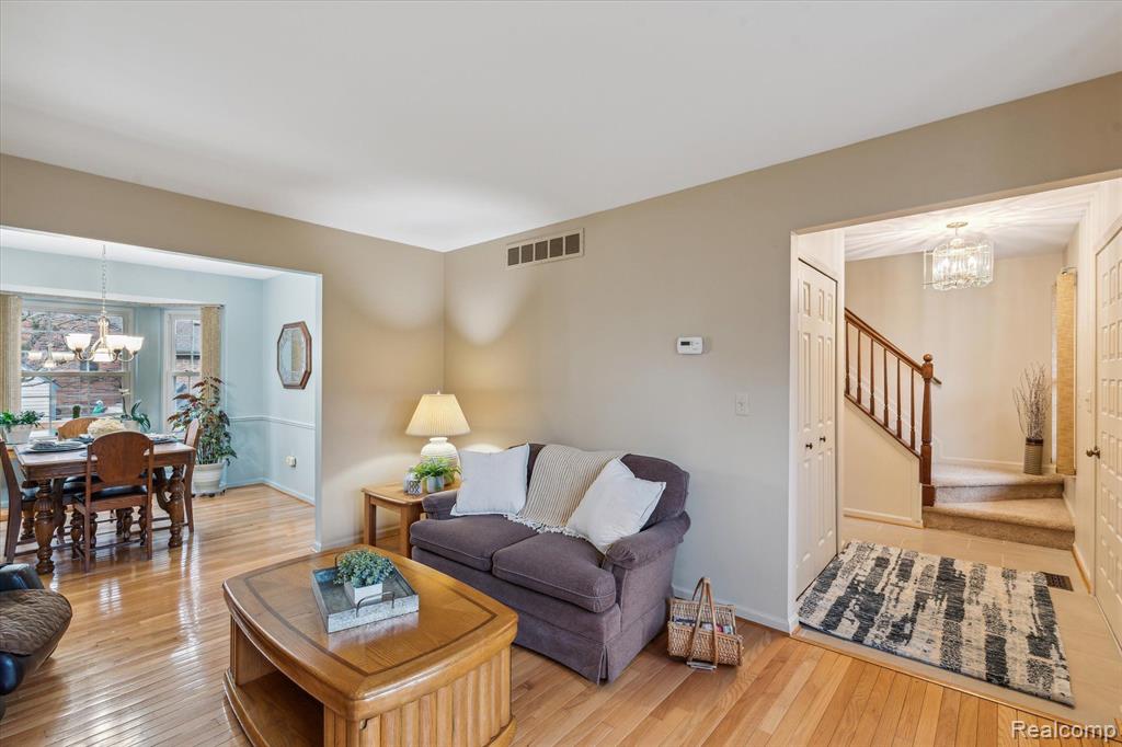 45303 CLAYMORE Drive, Canton, MI 48187 — Photo 10