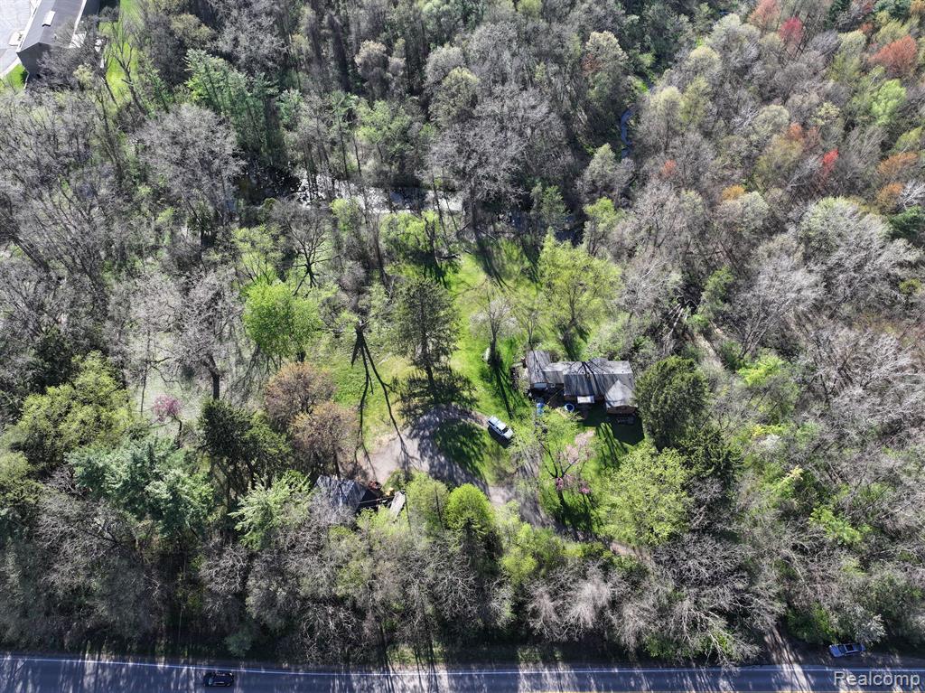 5920 PLEASANT VALLEY Road, Brighton, MI 48116 — Photo 23