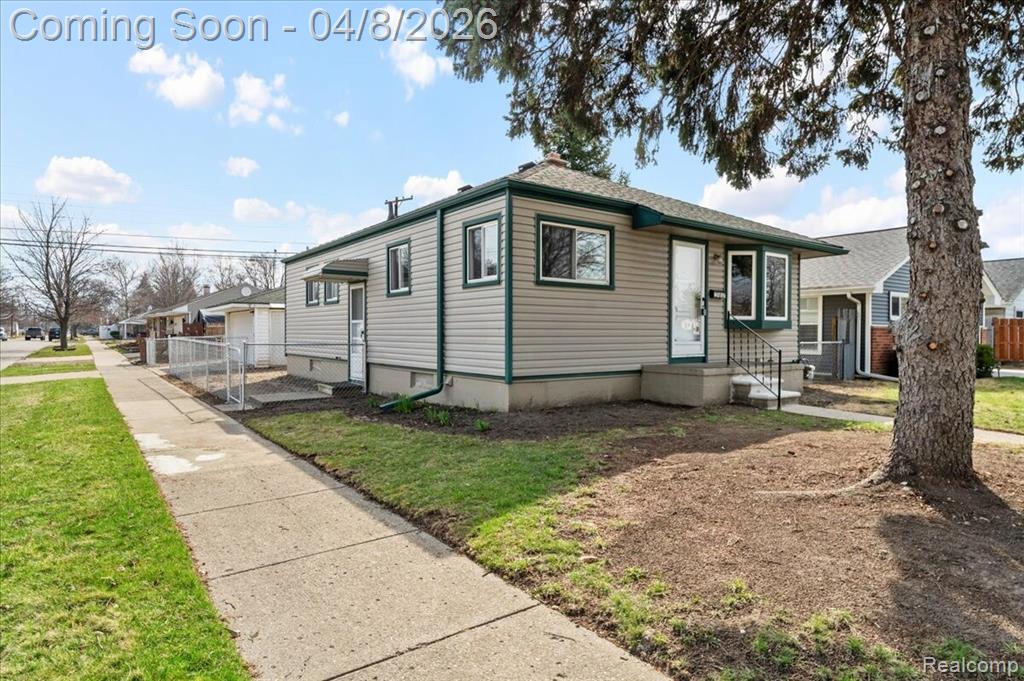 7807 Monroe Boulevard, Taylor, MI 48180 — Photo 2