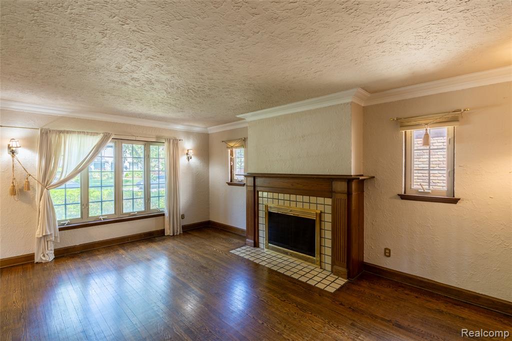 1481 Oxford Road, Grosse Pointe Woods, MI 48236 — Photo 28