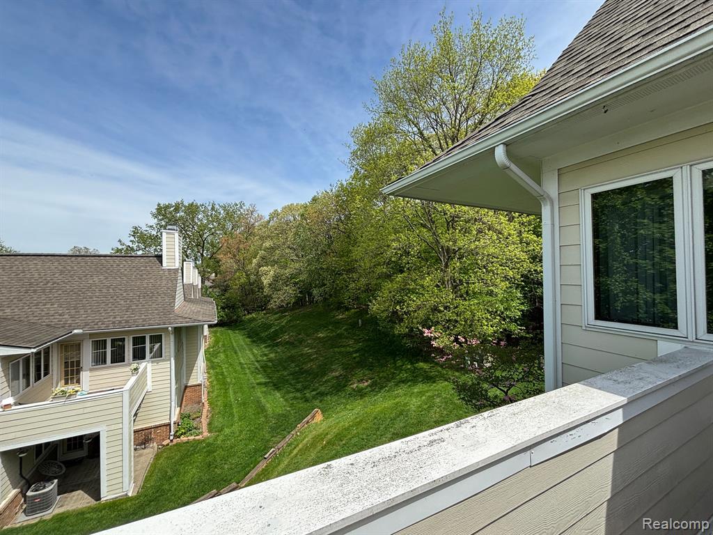 34060 HILLSIDE, Farmington Hills, MI 48335 — Photo 38
