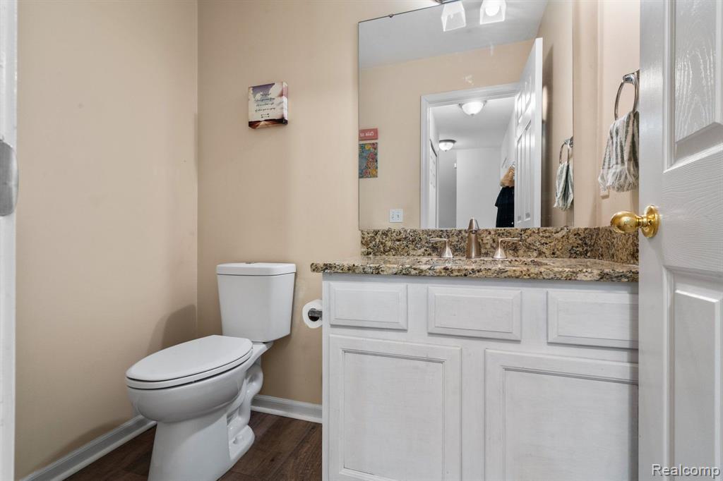 5617 VERSAILLES Avenue, Ann Arbor, MI 48103 — Photo 36