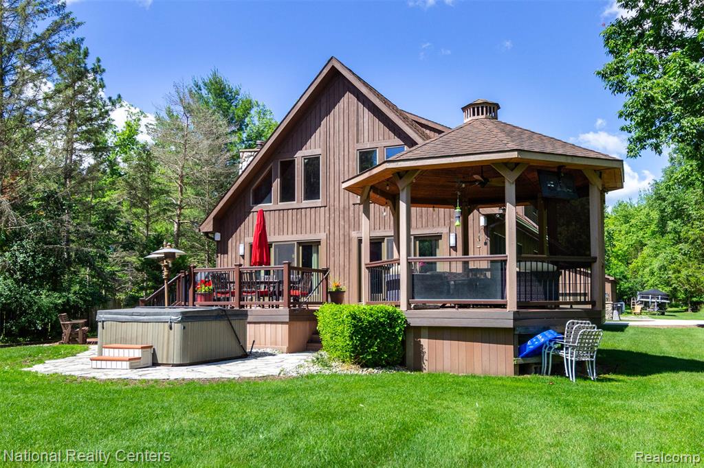 8706 Buckland Drive, South Lyon, MI 48178 — Photo 56