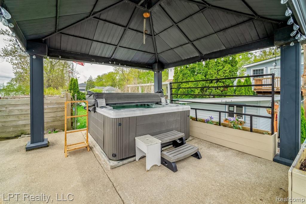 7750 LAKESHORE Drive, Newport, MI 48166 — Photo 27
